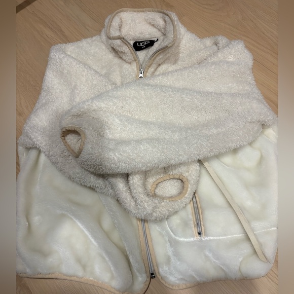 UGG sherpa + faux-shearling zip-up sweater/jacket in a cream/ivory colo - Picture 12 of 16